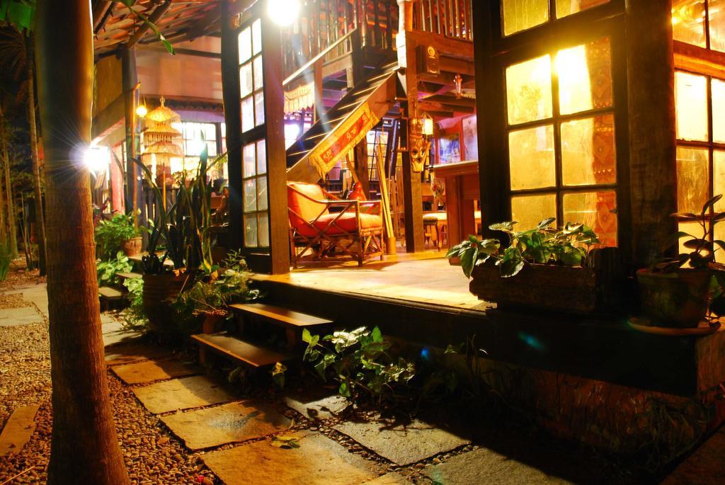 Hotel Pousada Katmandu Маресиас Экстерьер фото