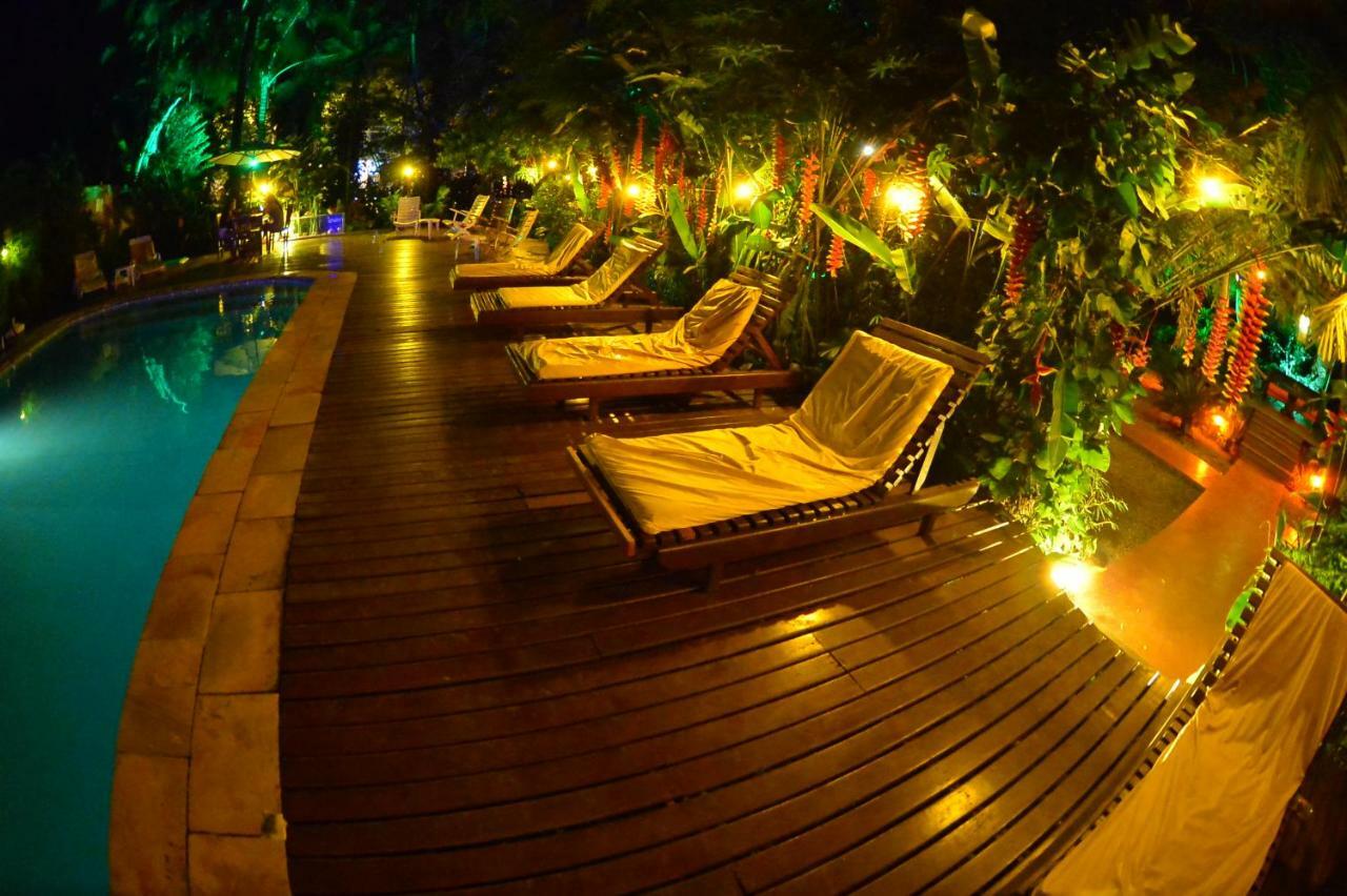 Hotel Pousada Katmandu Маресиас Экстерьер фото